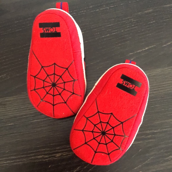 Toms Spider-Man Slippers size T4 NEW - Picture 2 of 4
